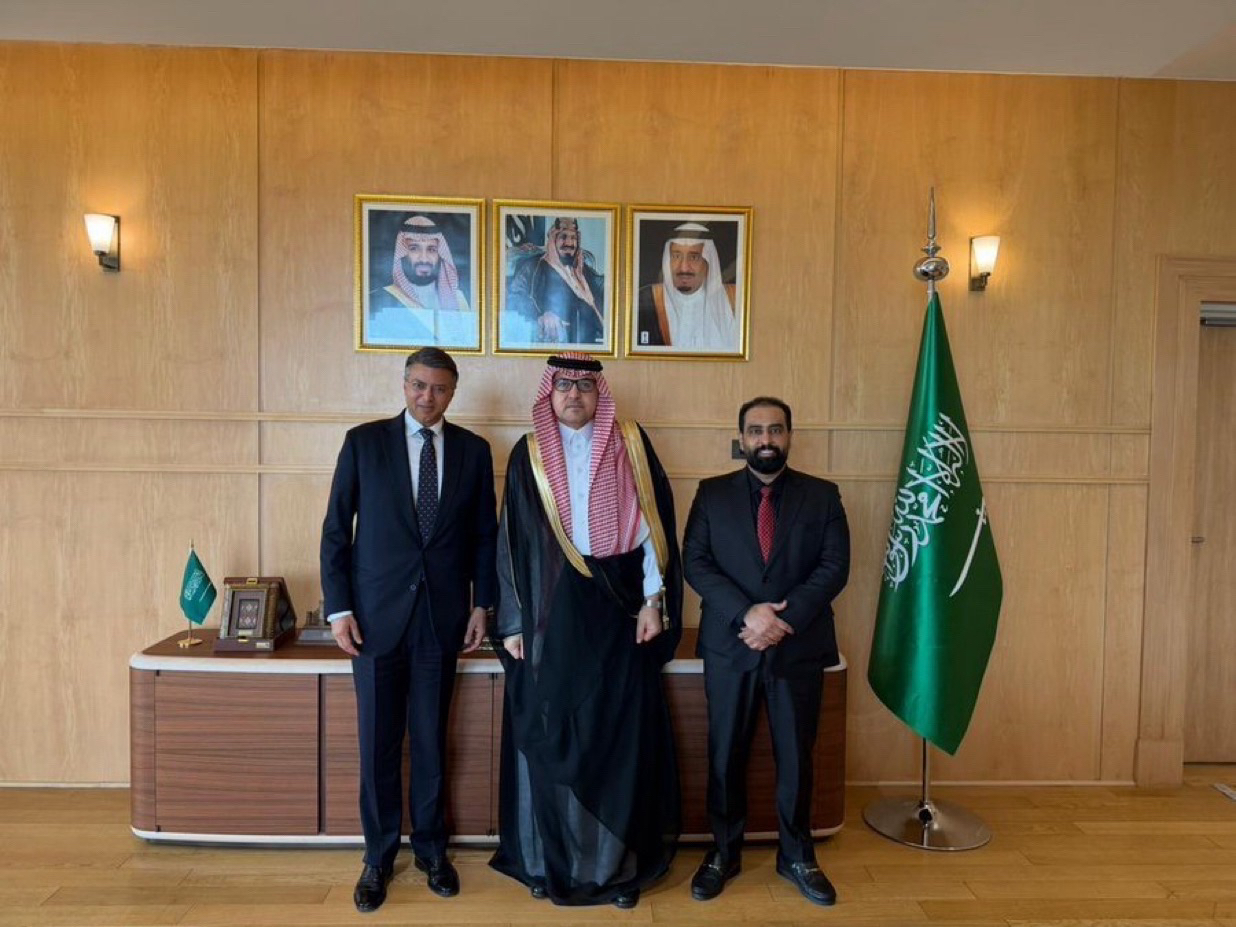 His Excellency Ambassador Haytham Al Malki received Dr. Atul Chauhan, President of Amity University, 
